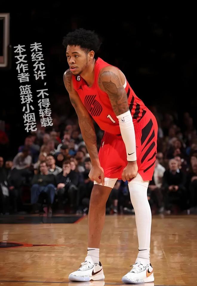 开云官网-雄鹿逆转开拓者，保持不败之地！